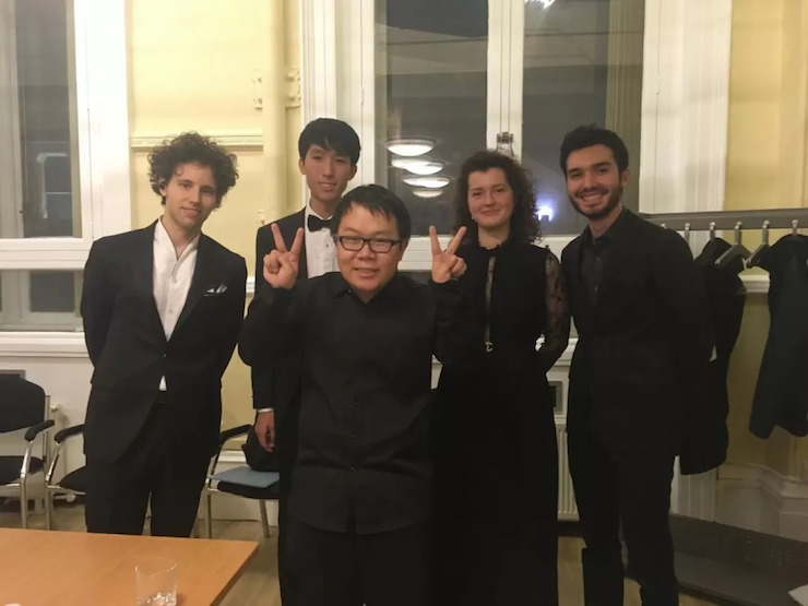 特别喜讯！川音籍学子——王心源荣获利兹国际比赛第三名及最受观众欢迎奖！