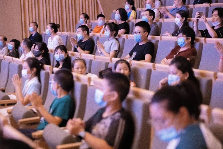 活动报道 | “科技助力，跨越时空”，小鹿纯子携手刘明康共享中日音乐盛宴
