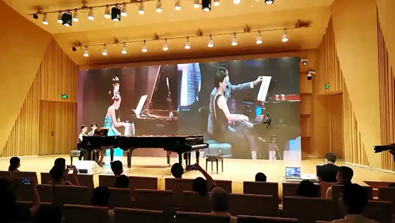 活动报道 | “科技助力，跨越时空”，小鹿纯子携手刘明康共享中日音乐盛宴